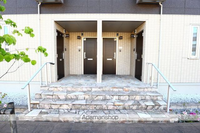 VIOLA VILLAGEの玄関写真