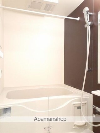 ゴールデン　ソレイル[1K/27.84m2]のバス