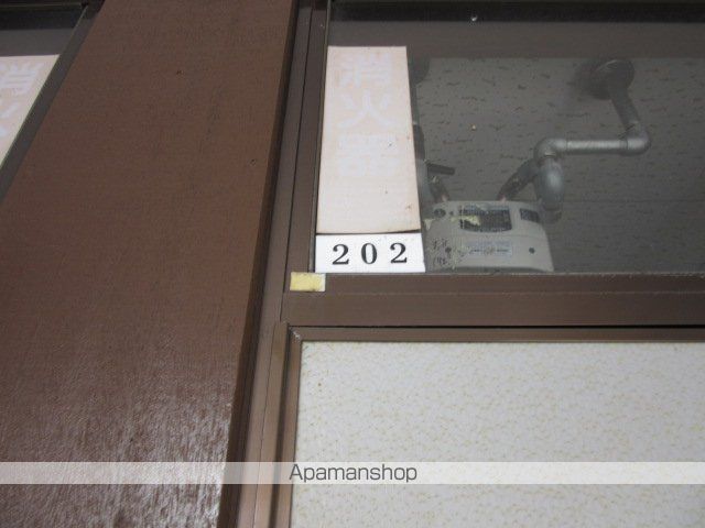 マクセル2 100の内装写真
