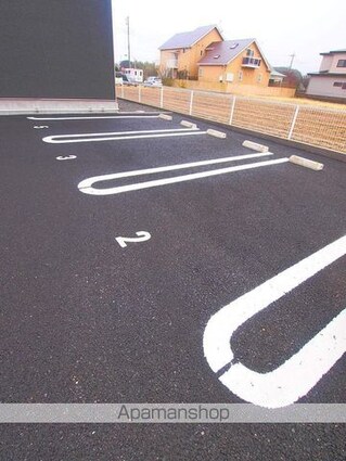 茨城県神栖市高浜[1LDK/42.89m2]の駐車場3