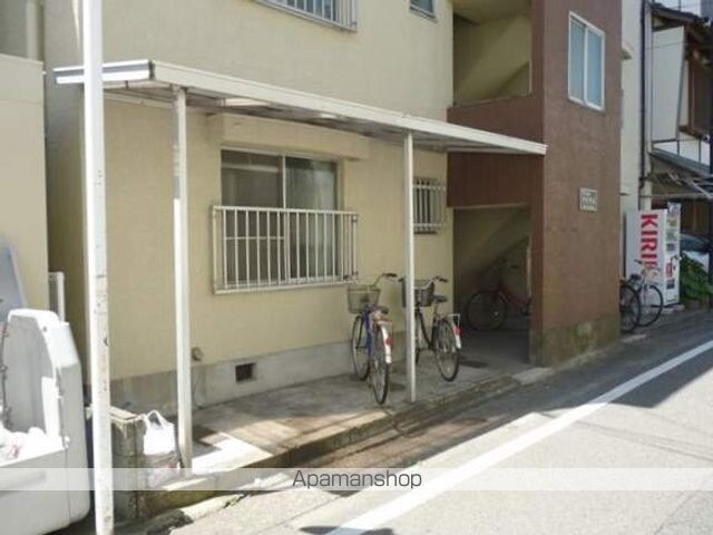 マンション・アイリス[3DK/51.03m2]のエントランス1