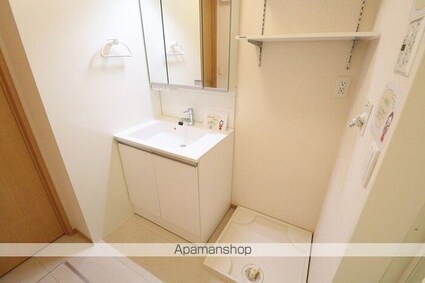 ＵＴＯＰＩＡ　ＦＯＵＲＬＥＡＦ（ユートピアフォーリーフ）　Ｂ[1LDK/55.2m2]の洗面所