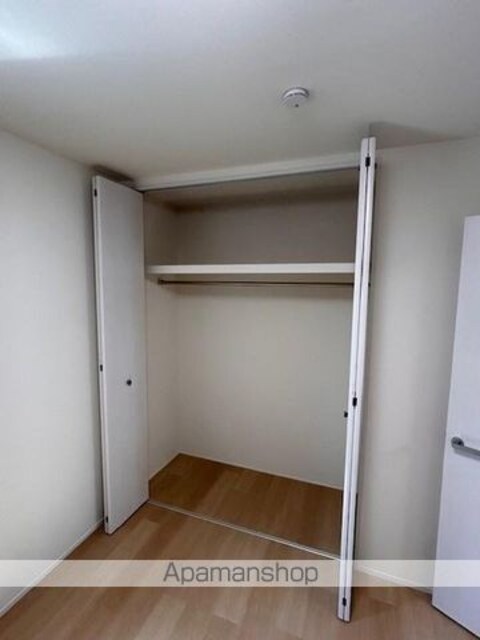 東京都世田谷区上北沢５丁目[2LDK/50.37m2]の収納