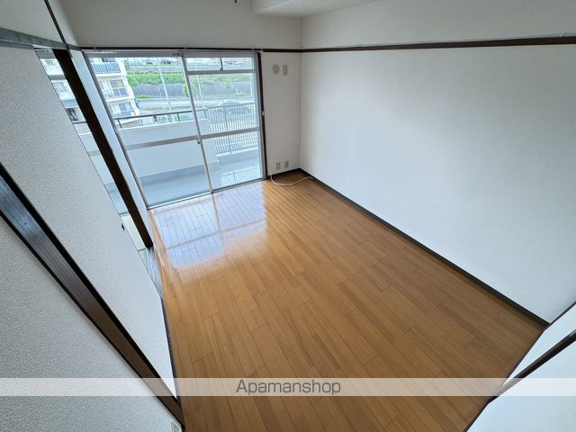 エクセル須賀の森の内装写真