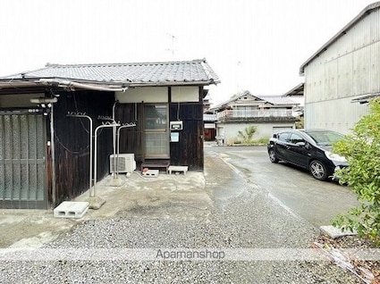 伊予市下吾川借家[3DK/73.61m2]の駐車場