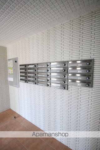 リージェントS札幌の玄関写真