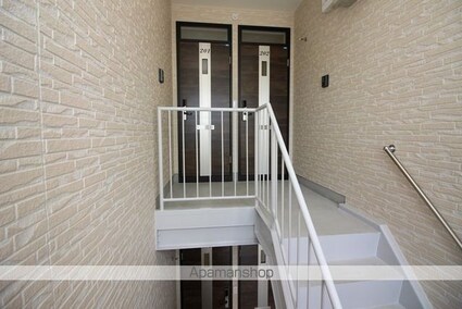 コーポローズ[1LDK/39.9m2]の共用部1