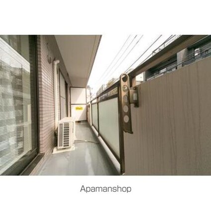 アーバンコート北新宿[1LDK/44.38m2]のバルコニー