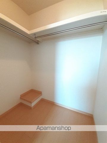 レスタ IIの内装写真