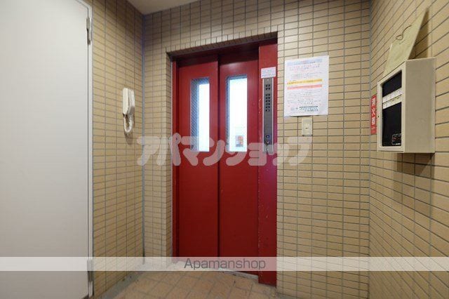 SIDEPLACE SAKADOの玄関写真