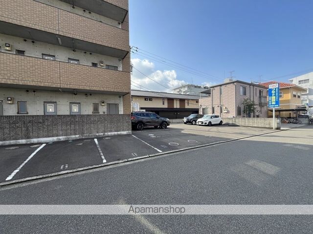 グレース土居田[1DK/28.03m2]の駐車場