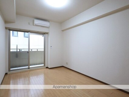 Ｅｎｃｈａｎｔｅ　泉[1K/31.5m2]のリビング・居間