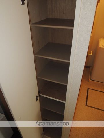 レオパレスフローラの内装写真
