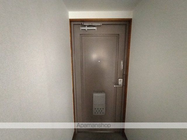 兼安マンションの玄関写真