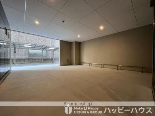 NUDGEONE.香椎駅前の内装写真