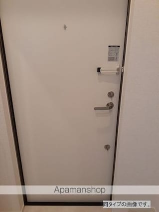 アン　ソレイユ[1LDK/43.93m2]の玄関