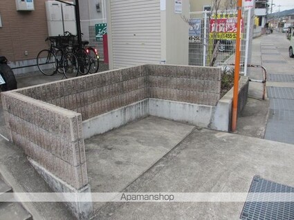 和歌山県和歌山市梅原[2LDK/49.91m2]の共用部2