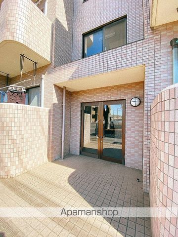 欅壱番館の玄関写真