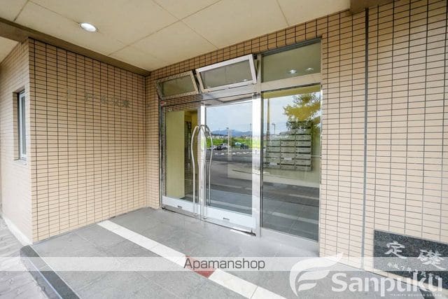 エコール久米の玄関写真