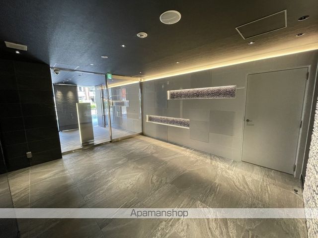 コンフォリア・リヴ新大阪WESTの内装写真