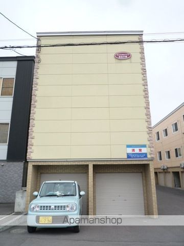 百合が原クリスタルハイツの外観写真