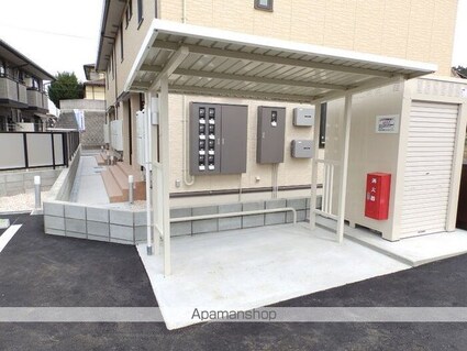 Ｓｑｕａｒｅ　Ｖｉｌｌａ　福島[1DK/30.73m2]の内装2