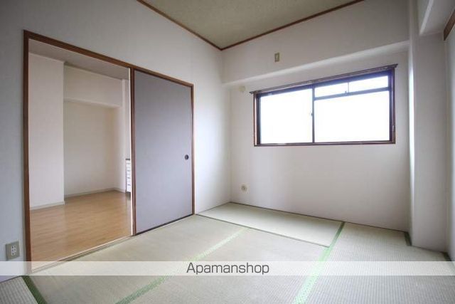 レジデンス下中野A棟の内装写真