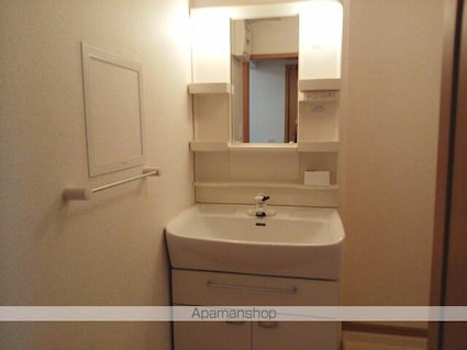 リエーヴル[2LDK/58.48m2]の洗面所