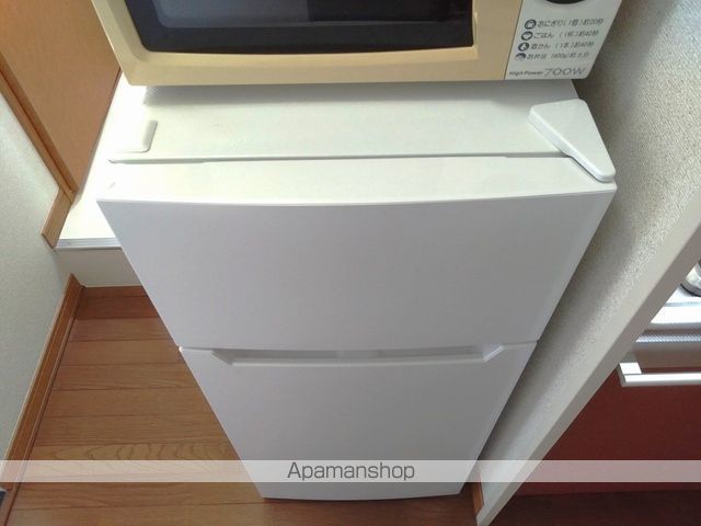 レオパレスK.サリーレの内装写真