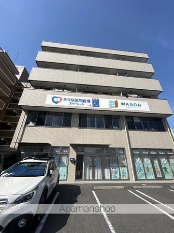 エスト・レザン IIの外観写真