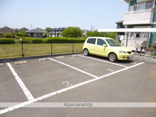 東京都立川市砂川町６丁目[1LDK/46m2]の駐車場