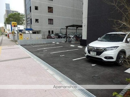 ＫＤＸレジデンス千葉中央Ｅａｓｔ[1K/30.02m2]の駐車場