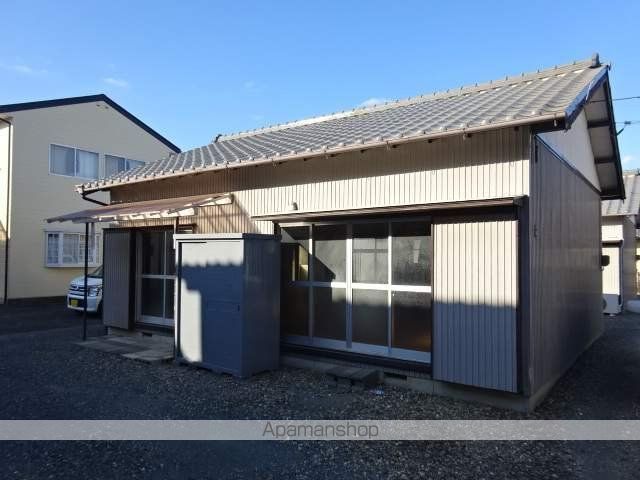東海道新幹線 浜松駅 バス乗車時間：10分 最寄りバス停で下車 徒歩5分 1階建 築44年の外観写真