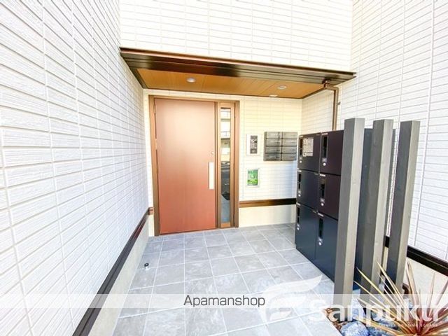 LAYOVERの玄関写真