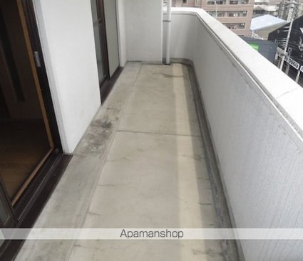 小坂マンション[3LDK/70.23m2]のバルコニー