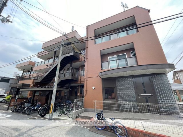 ニードハイツの外観写真