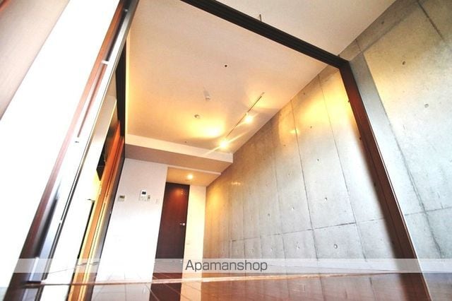 URBAN FLATS江坂の内装写真