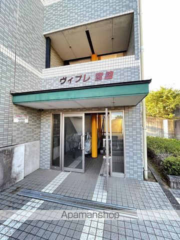 ヴィブレ宮脇の玄関写真