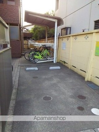 クリエイティブ１２[1K/25.4m2]の駐車場