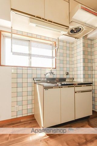 ロイヤルグレイスコーポAYAの内装写真