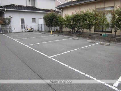 パレスＨＩＲＯＣＯ[1K/24.85m2]の駐車場2