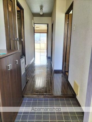 ロイヤルマンションしらかば[3LDK/61.56m2]の玄関