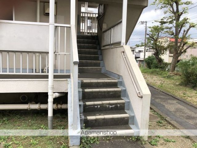 ビレッジハウス浦賀3号棟の玄関写真