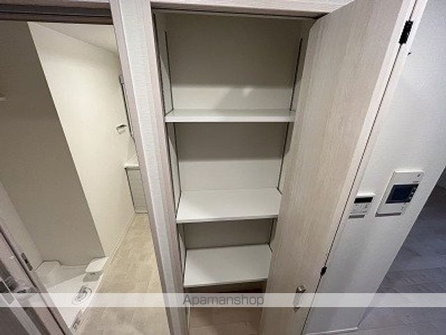 スプランディッドVIIIの内装写真