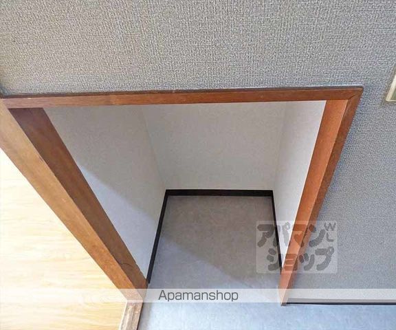 ロイヤルコーポタカハラの内装写真