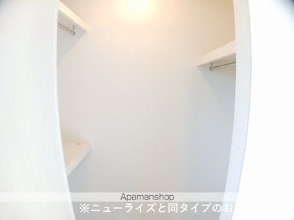 ブルーム[1LDK/48.75m2]の収納