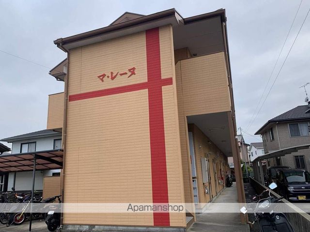 マ・レーヌの玄関写真