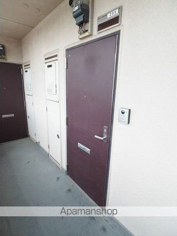 サンテラス88の玄関写真