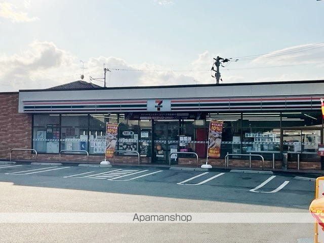 ミドルIIIの周辺写真