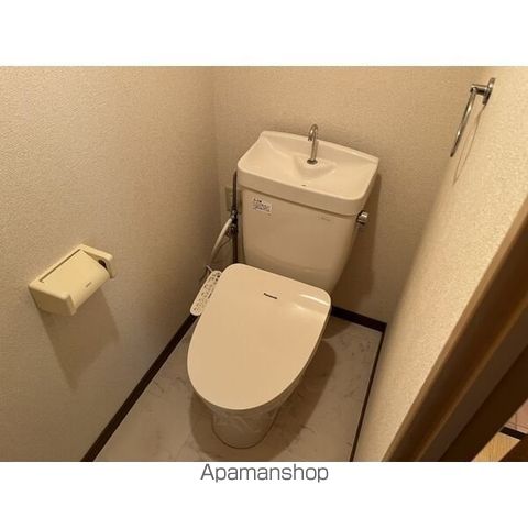 LIMPIA垂木の内装写真